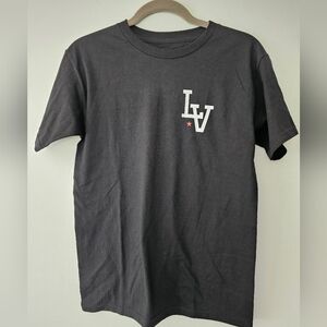 NWOT clsc graphic shirt